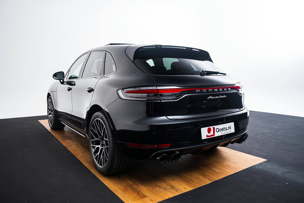 Porsche Tiefschwarz (4).jpg