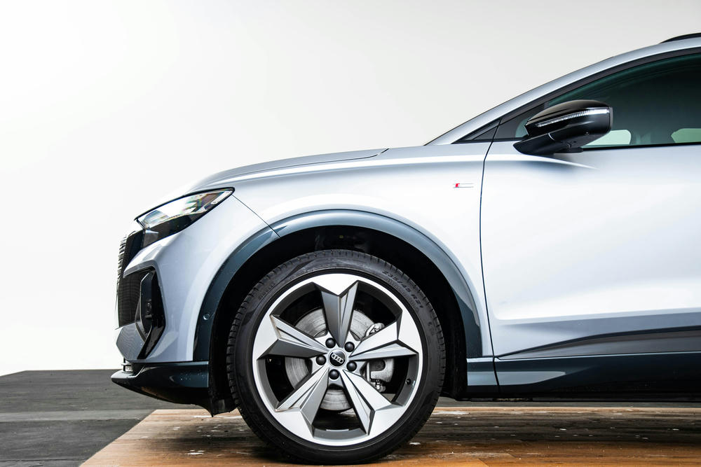 Q4 velgen Velgen Audi Sport, 5-arm-rotor-evo, mat-titaangrijs, glansgedraaid