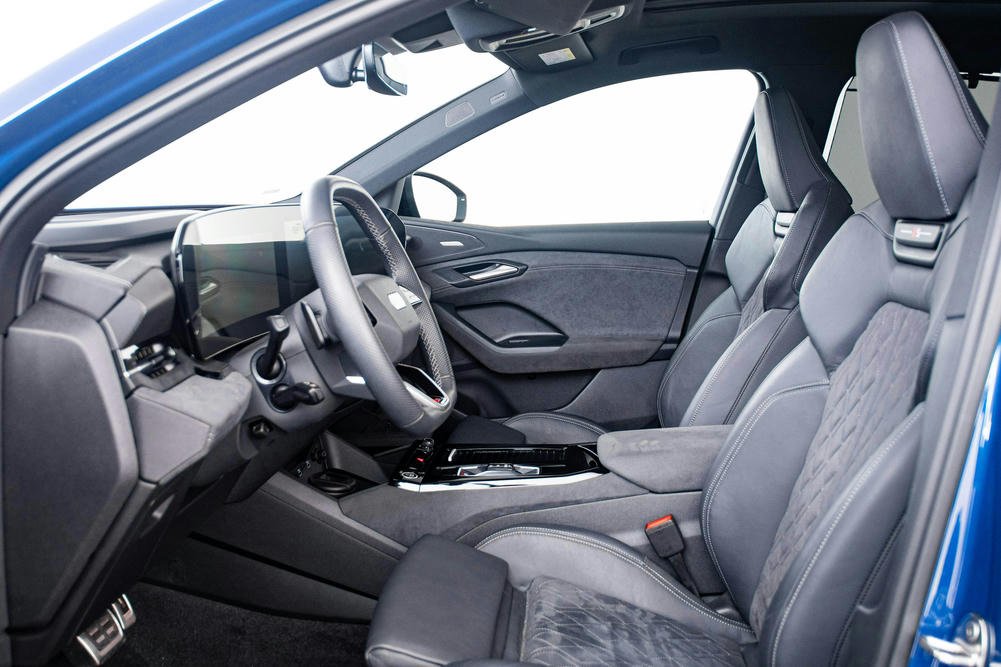 S-line interieur met sporstoelen