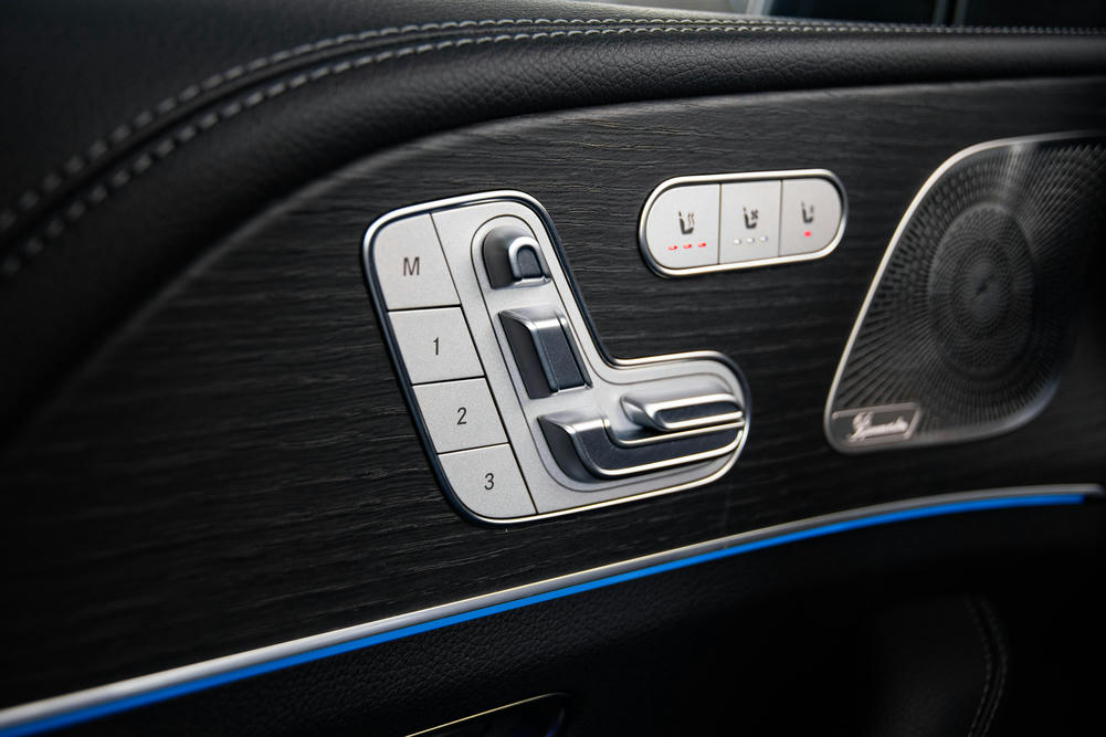 Stoelverstelling linksvoor