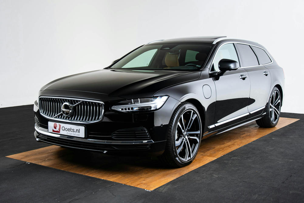 Volvo - V90 T6 Recharge AWD Inscription - 1179614 - Exterieur (2)