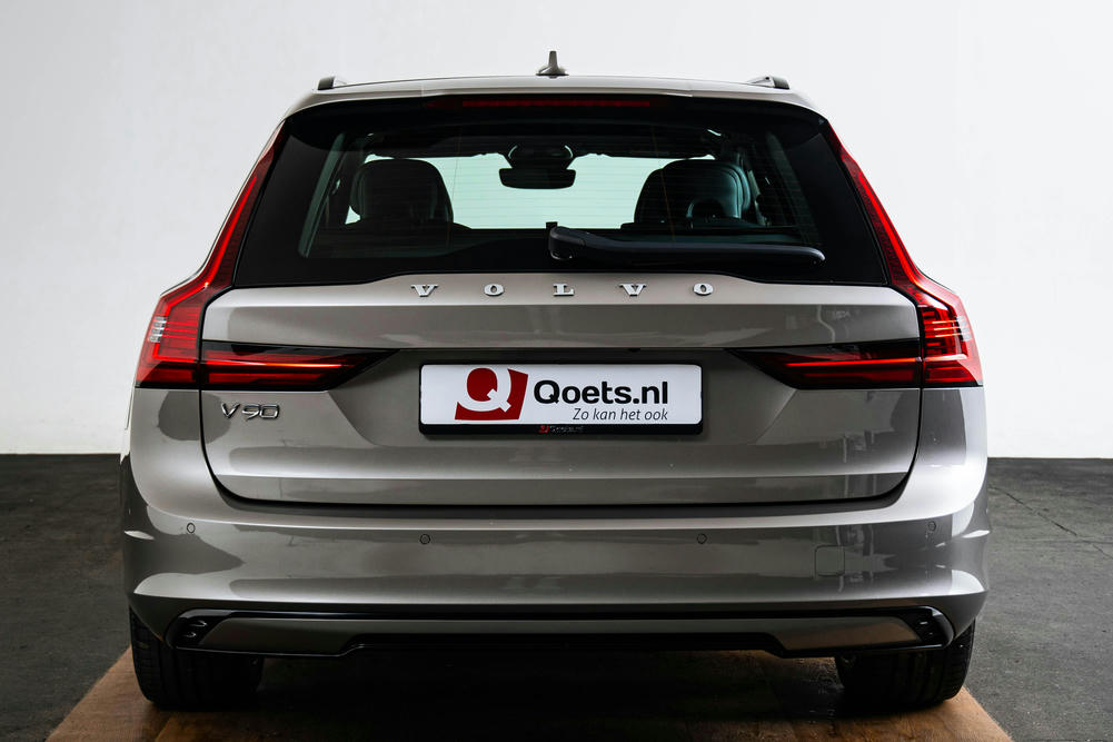 Volvo - V90 T6 Recharge AWD R-Design - 1176323 - Exterieur (18)