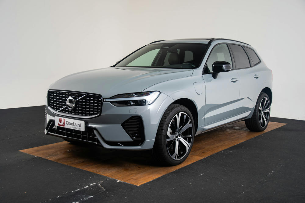 XC60 t6 plus dark