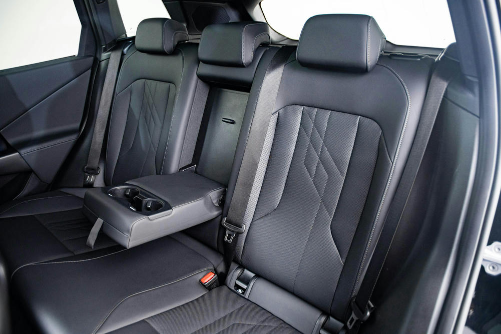 achterbank bmw x3 hybride