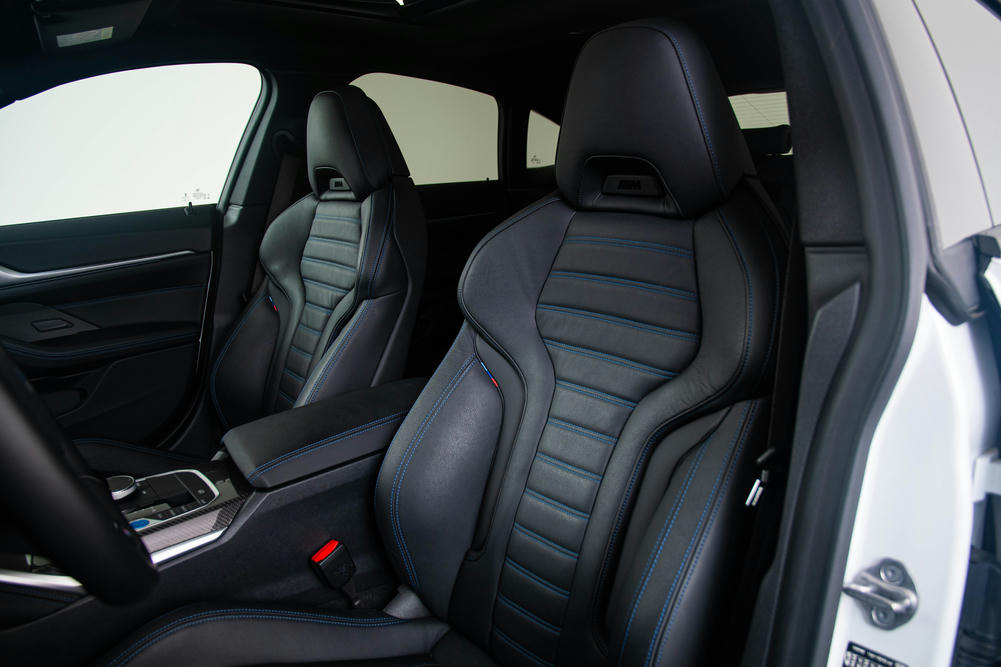 M Sportstoelen voor bestuurder en voorpassagier