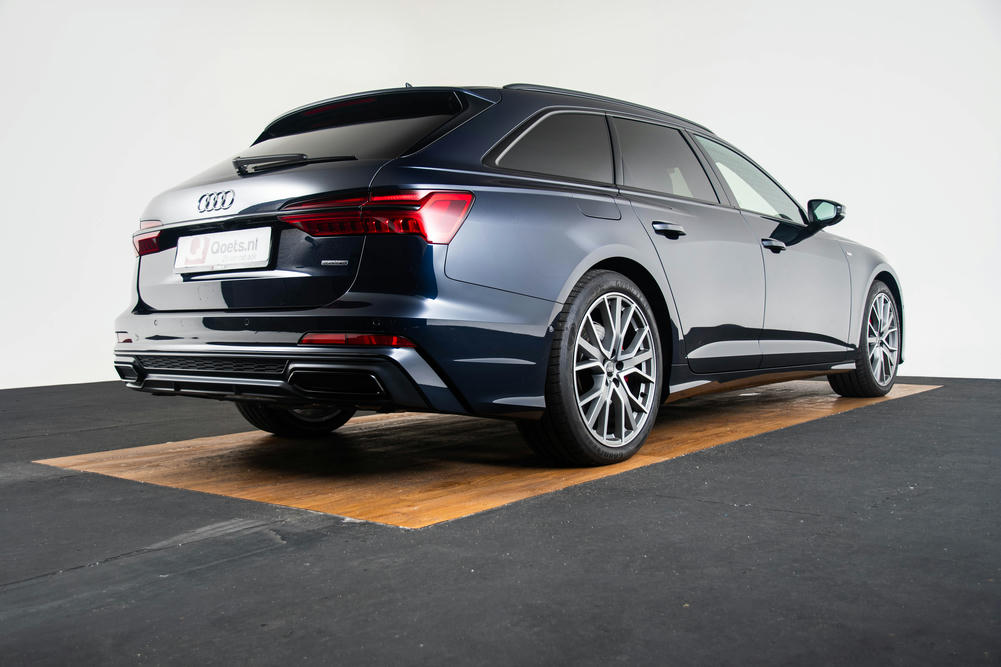 Audi A6 Firmamentblauw