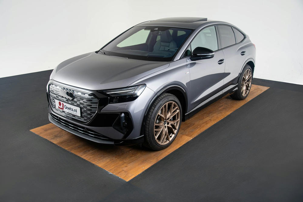 Q4 sportback heeft een iets andere afwerking dan de normale Q4