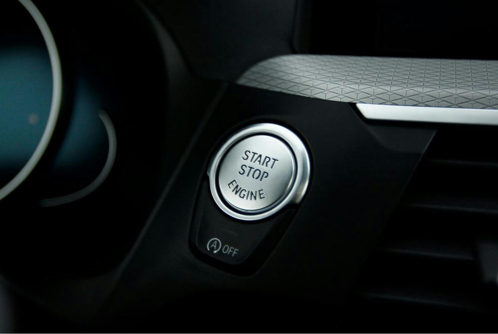 Hiermee start je het het BMW hart..