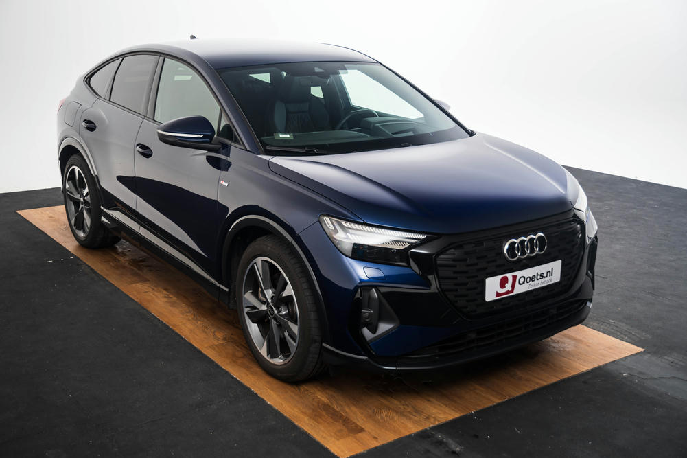 Audi Q4 e-tron Navarrablauw