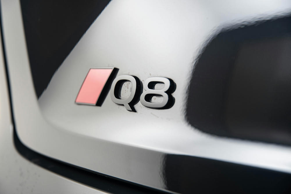 Audi Q8 e-tron Magneetgrijs