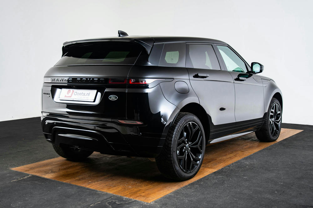 evoque RA