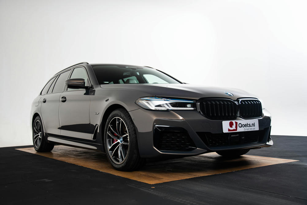 BMW 530e Touring Alvit Grau