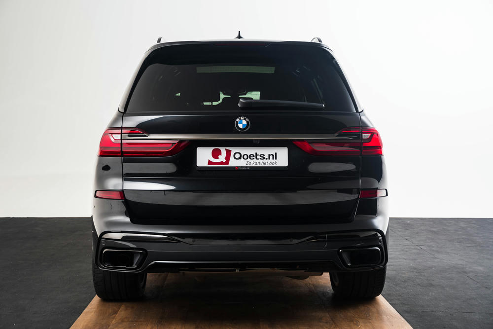 BMW X7 achterkant