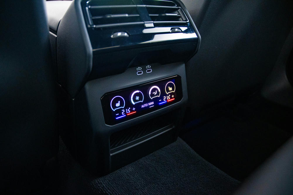 4-zone Climate Control