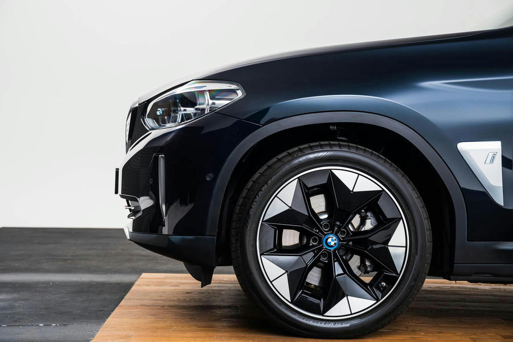 styling 843 velgen bmw ix3