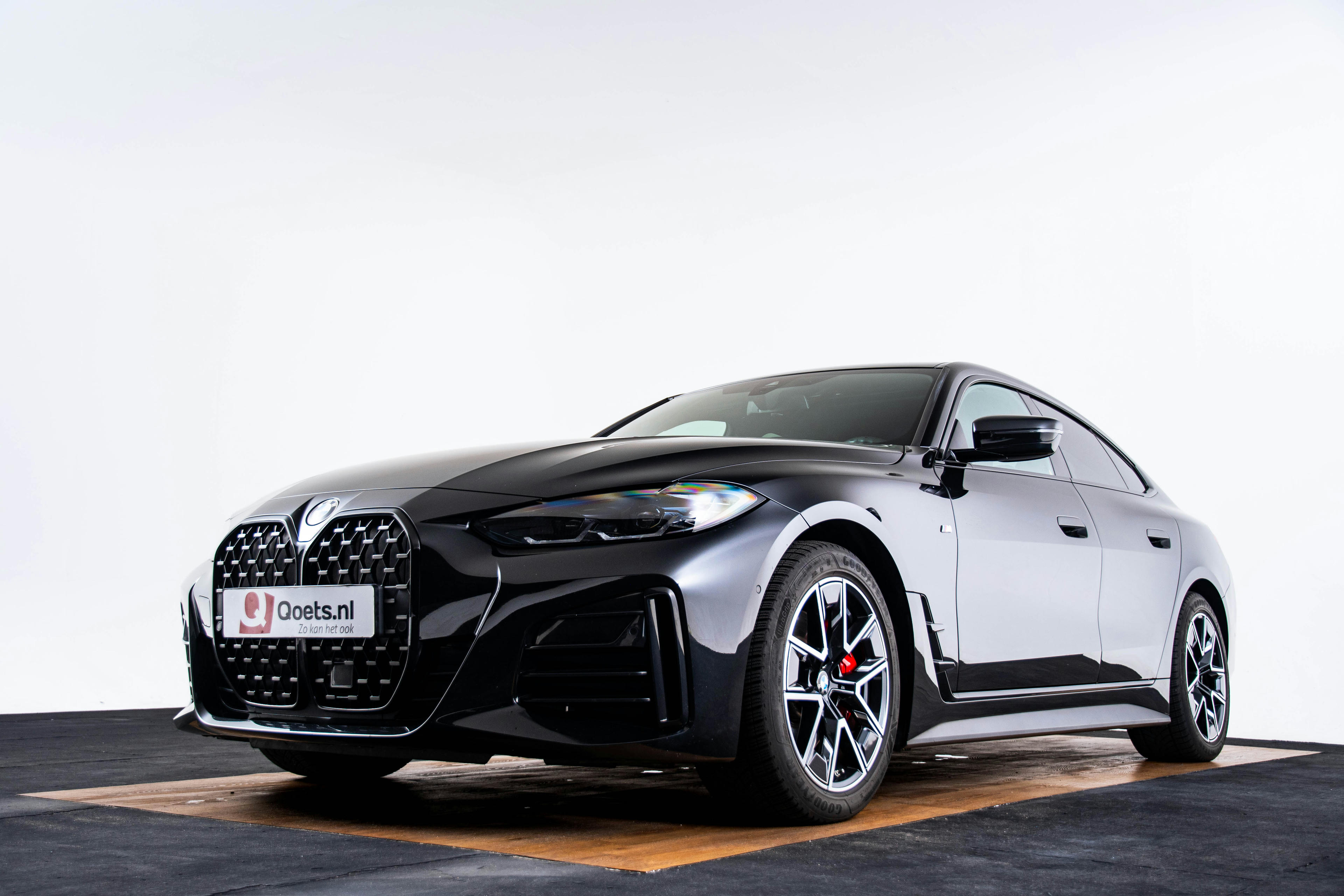 Car image 11