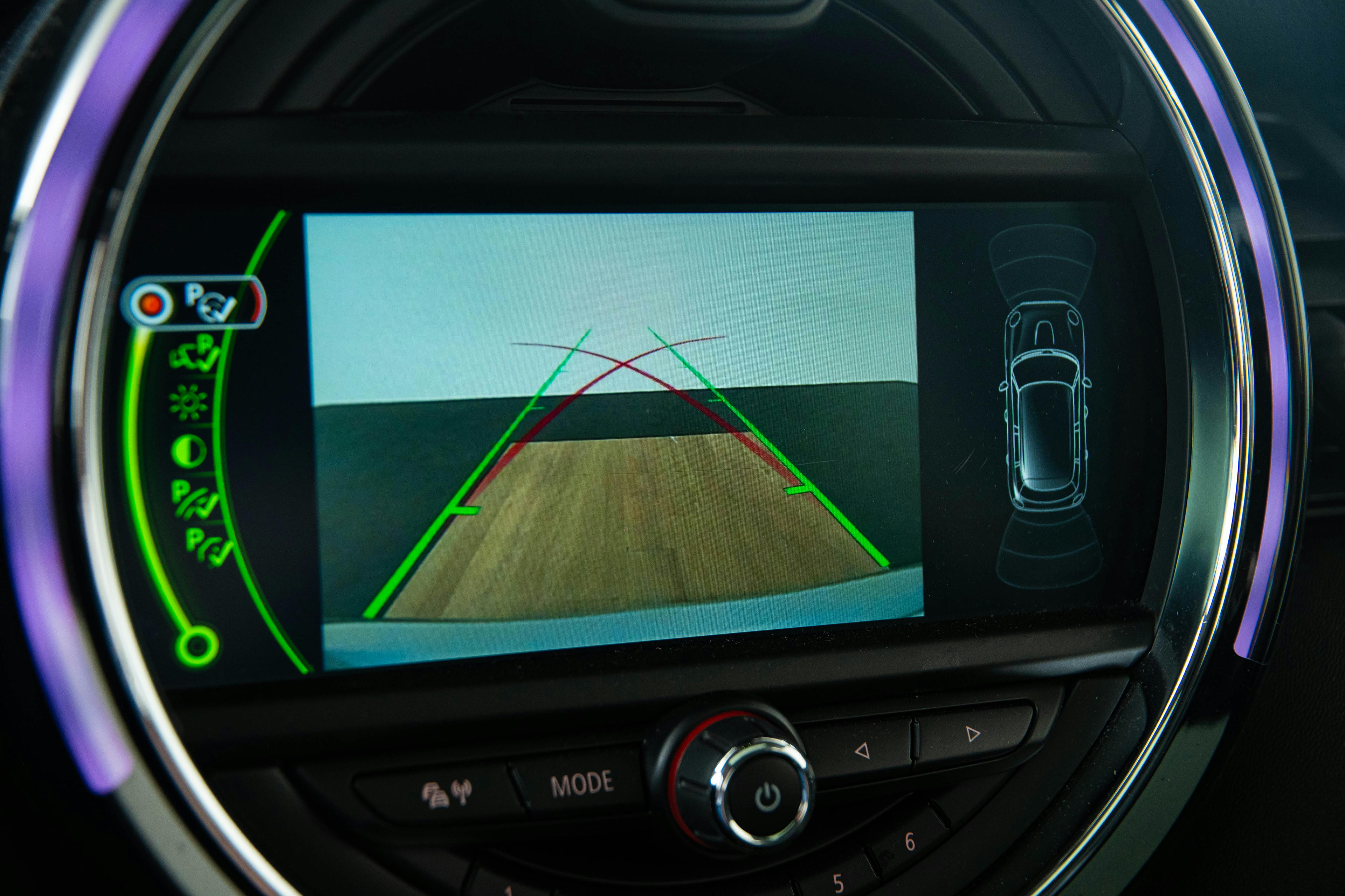 Car image 8