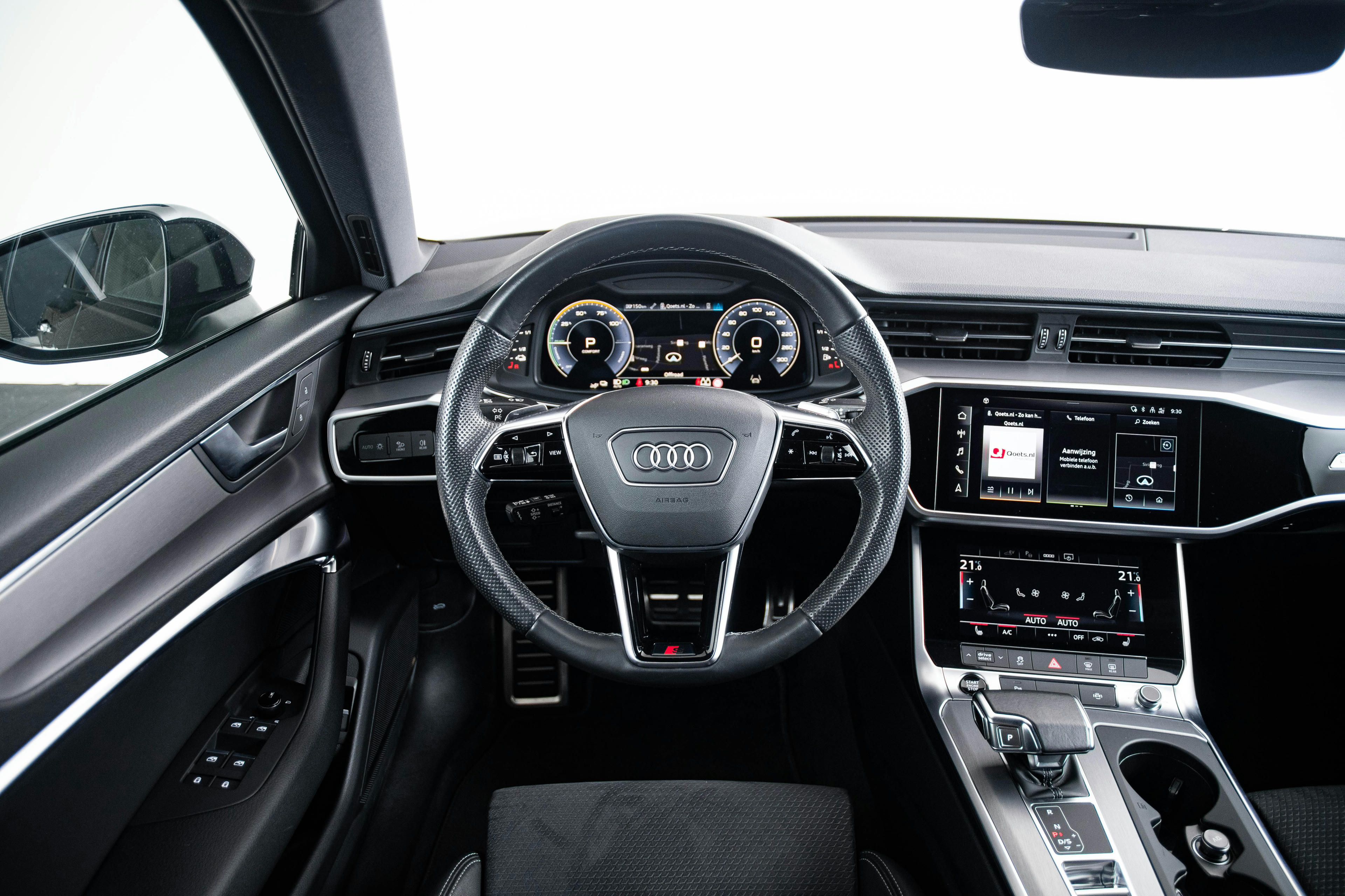 Car image 18