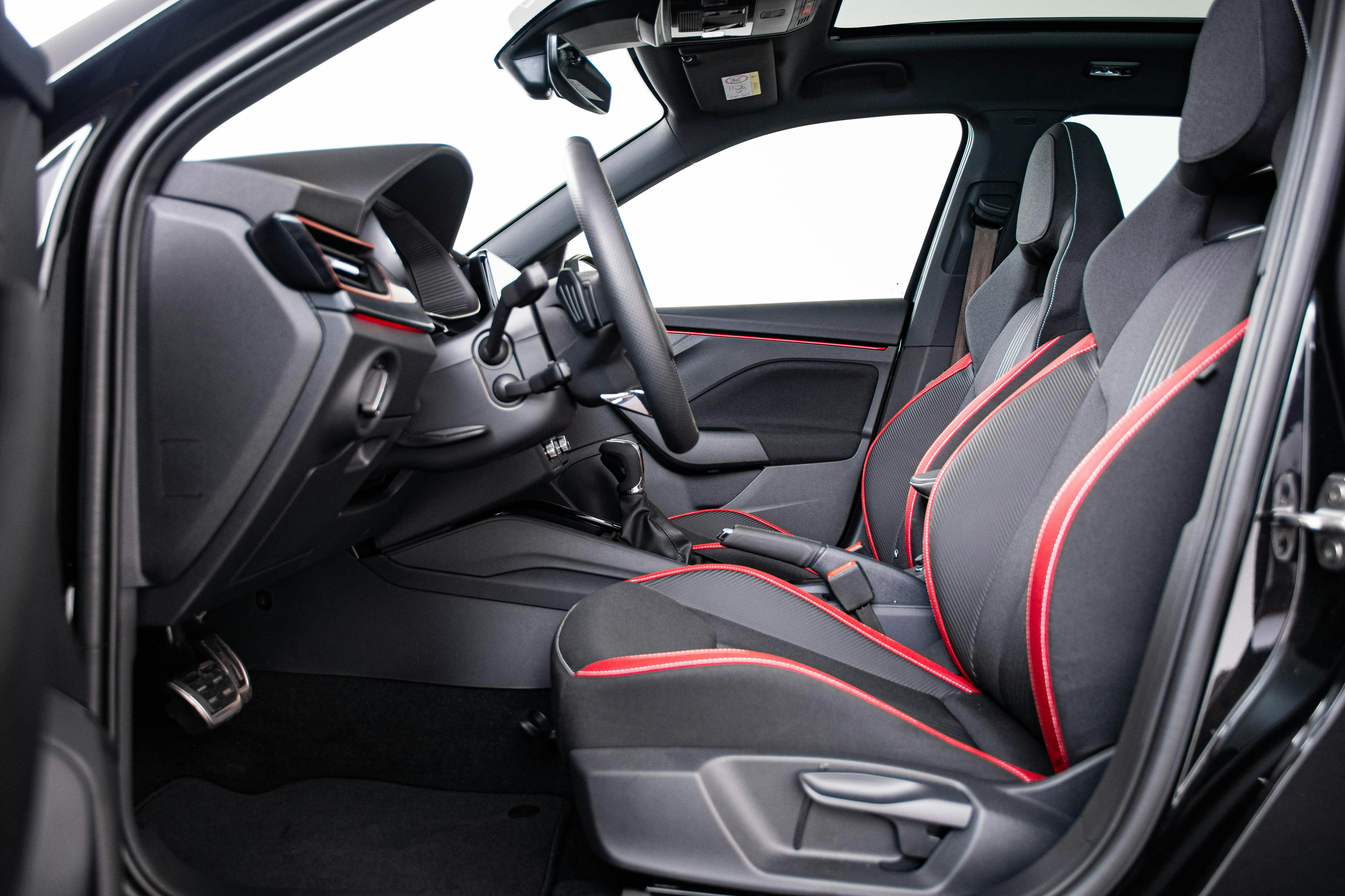 Car image 10