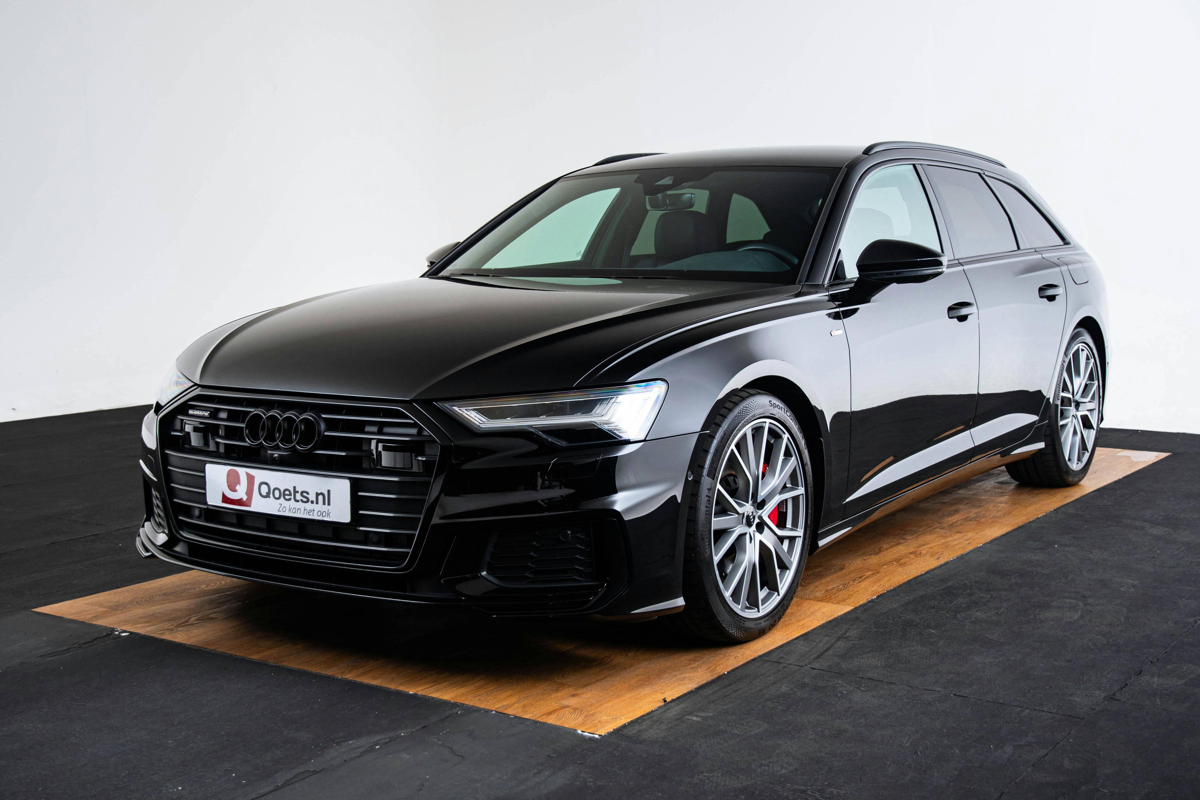 Car image 16