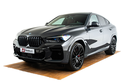 BMW X6 M50i