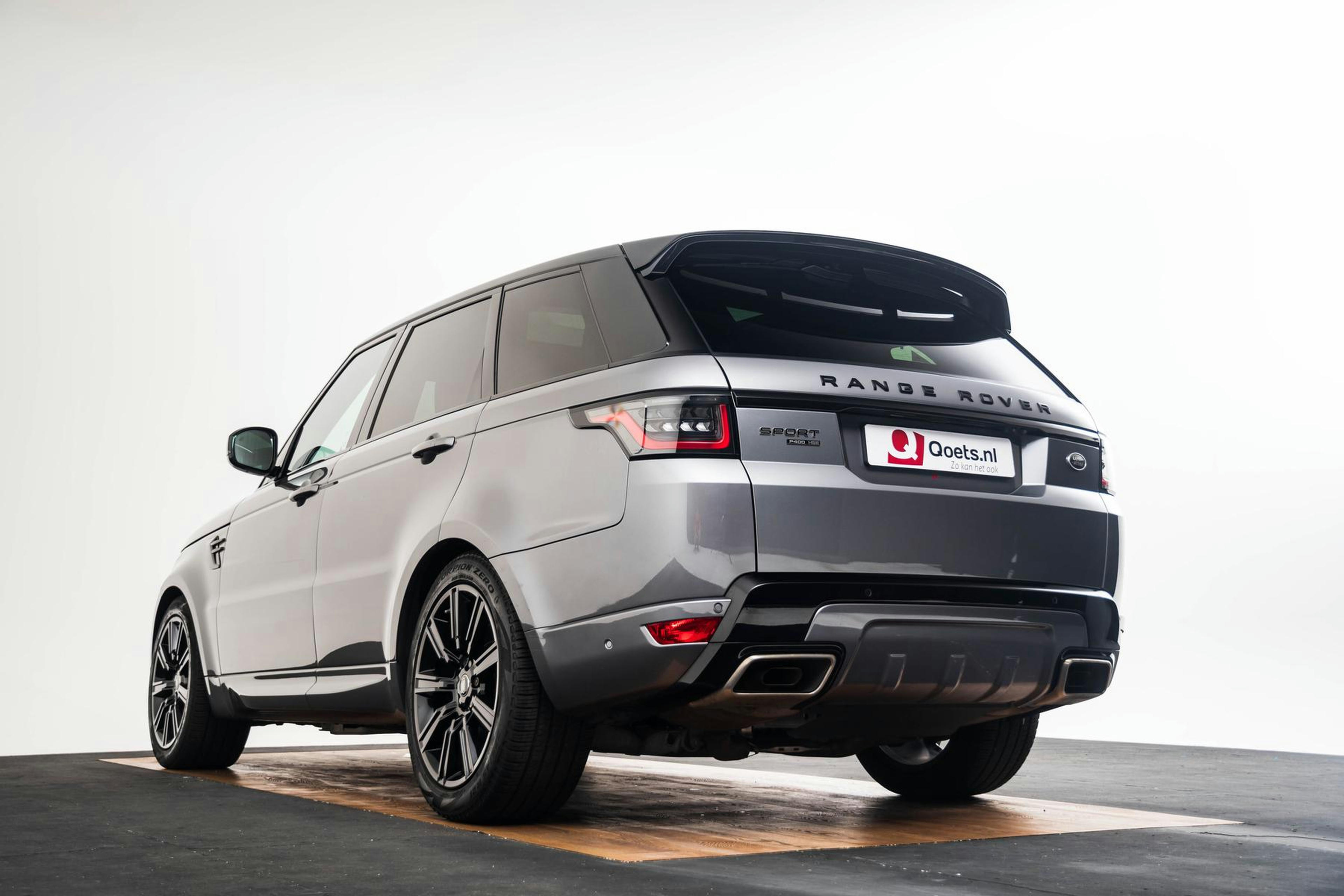Car image 15