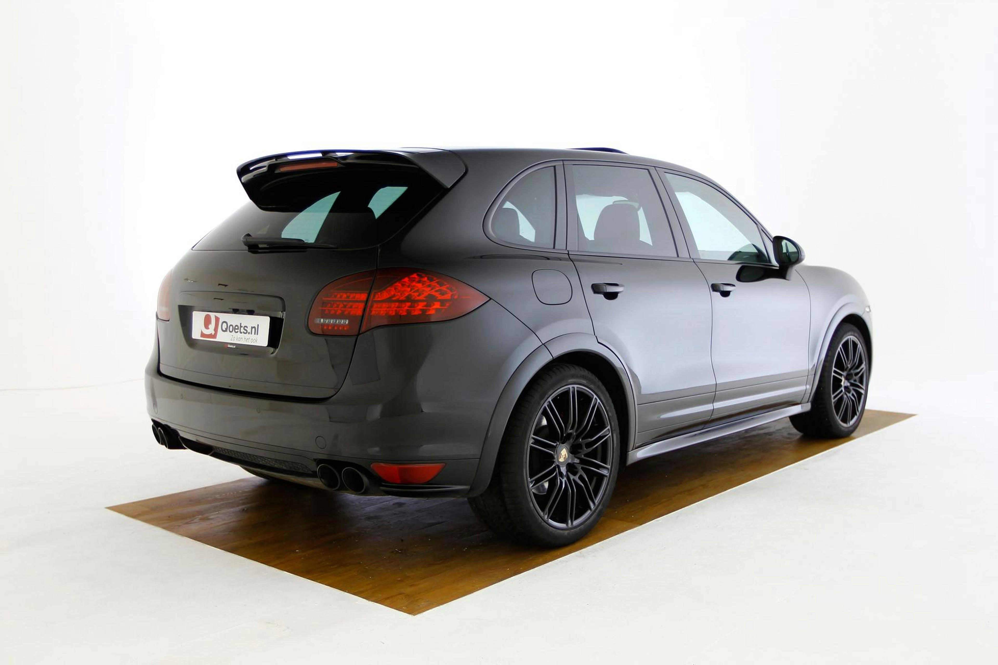 Car image 18
