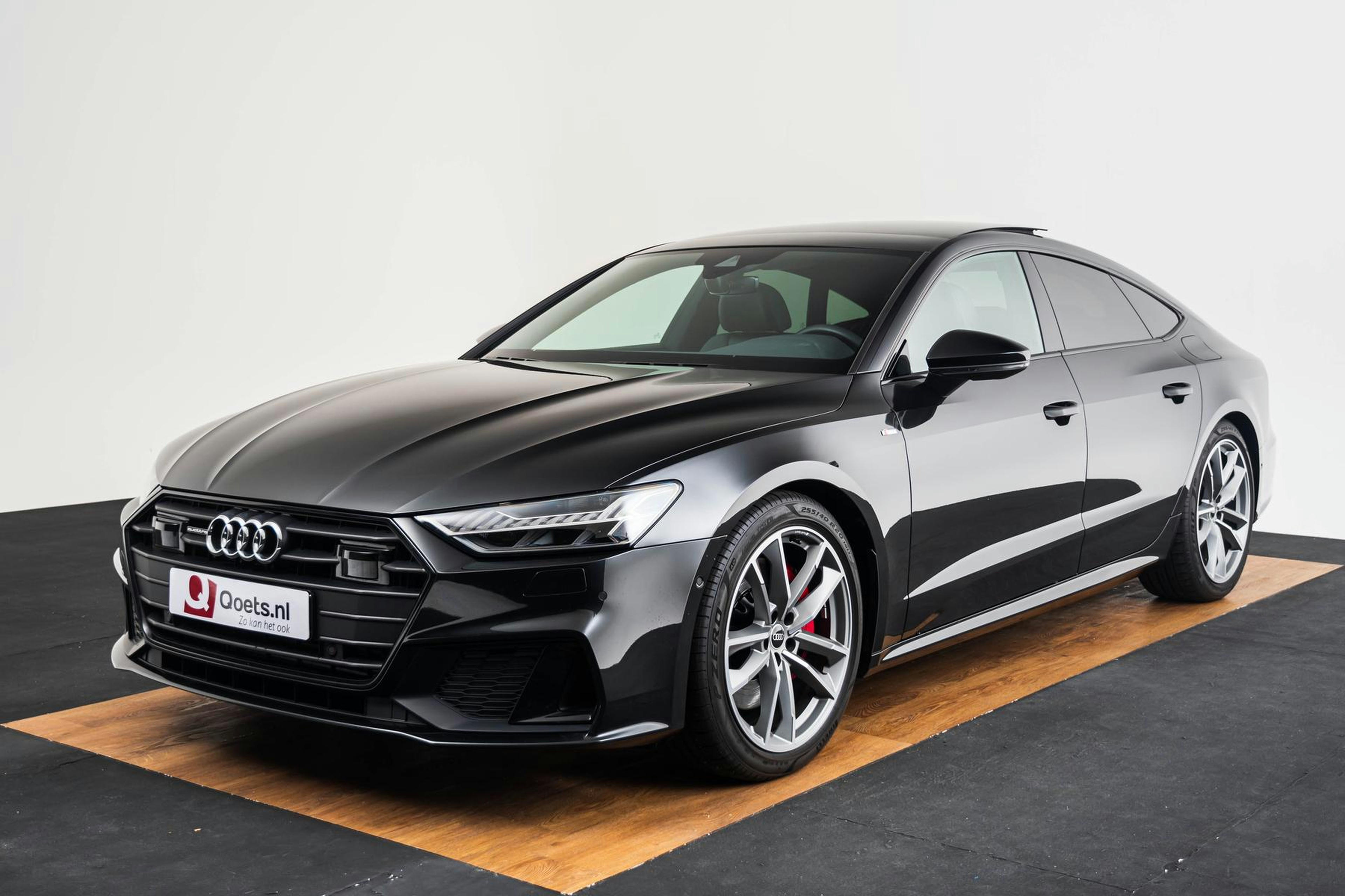 Car image 14
