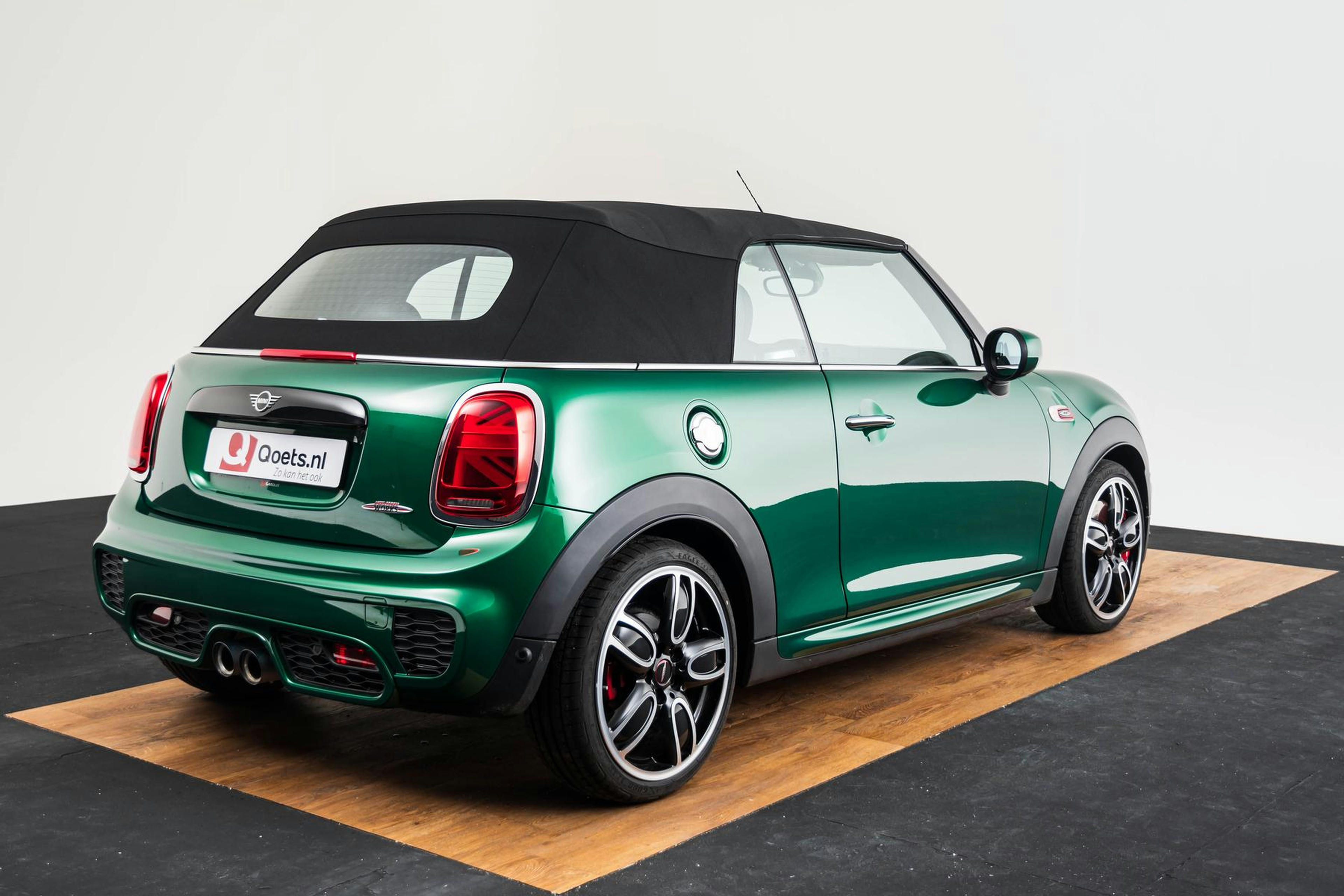Car image 16