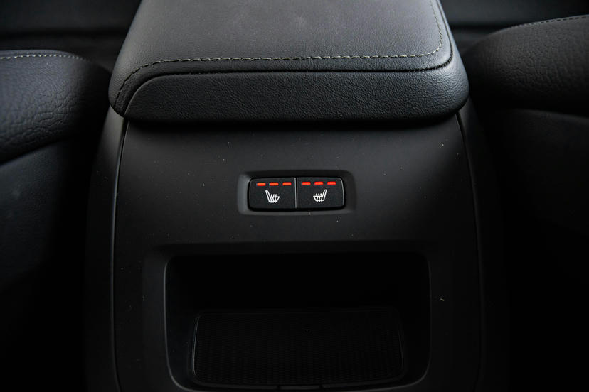 Stoelverwarming achter