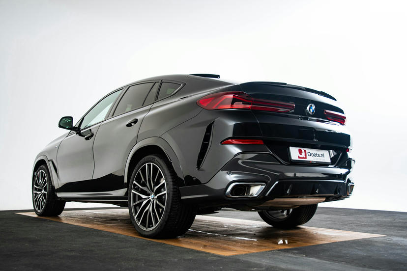 Adaptief onderstel met luchtvering op voor- en achteras