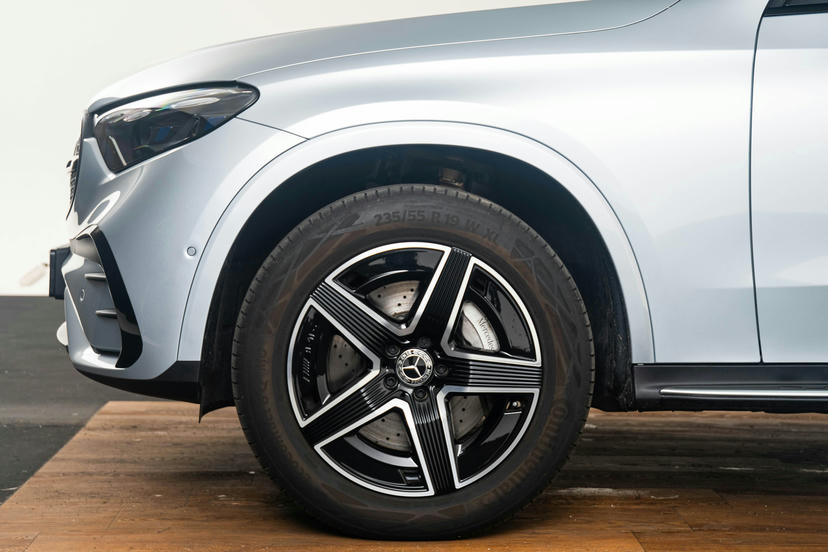  19" vijf-spaaks lichtmetalen AMG-velgen