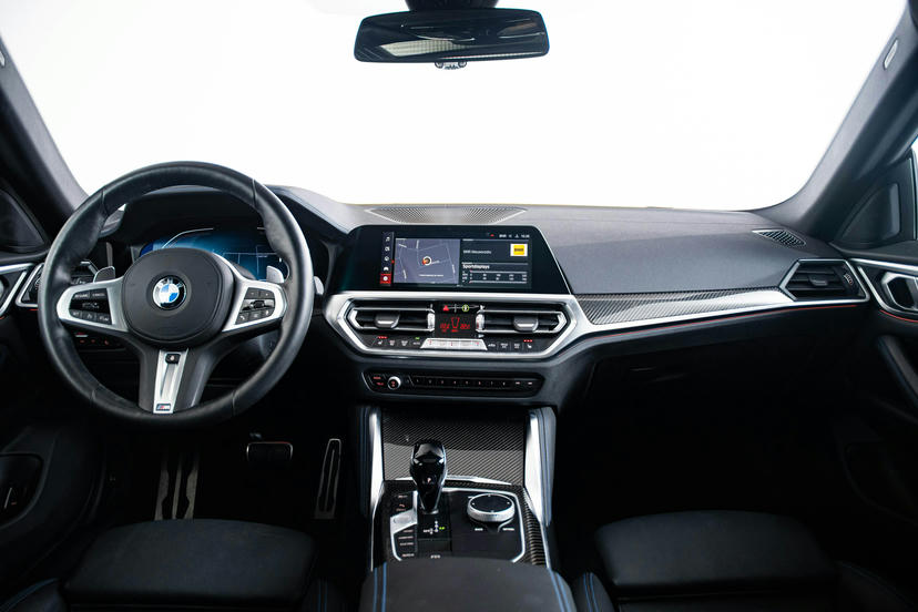 M Interieurlijsten 'Carbon Fibre'.