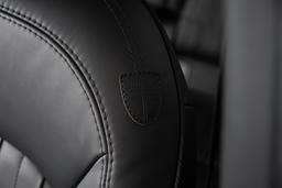 MINI Yours Interieur Style Piano Black, verlicht