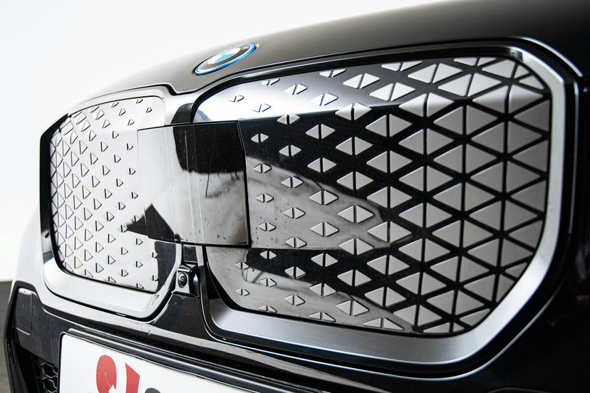 Uitbreiding BMW Individual hoogglans Shadow Line