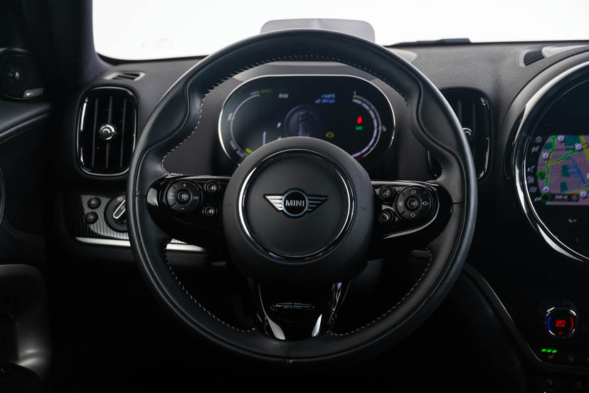 MINI Yours met leer bekleed sportstuurwiel 