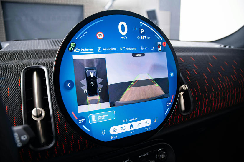 Parking Assistant Plus