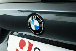 BMW Individual metallic lak 