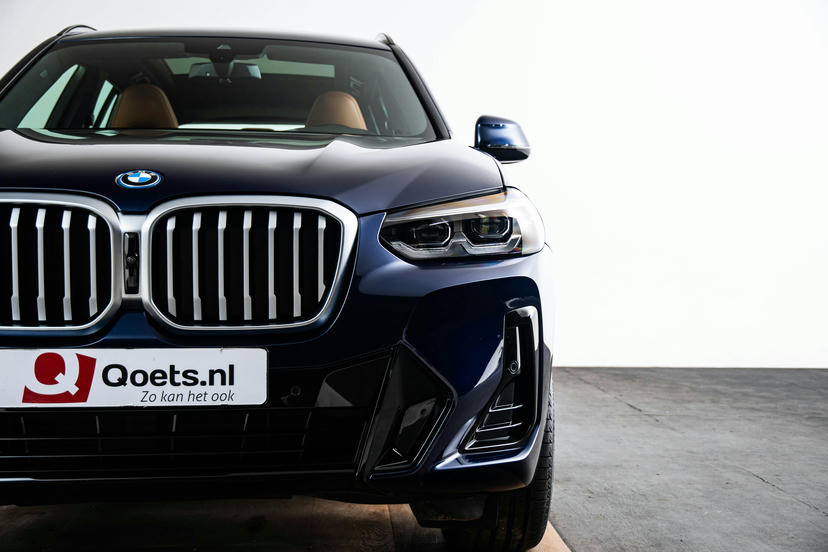 Interieurlijsten Aluminium Feinschliff + accentlijsten in Perlglanz chroom