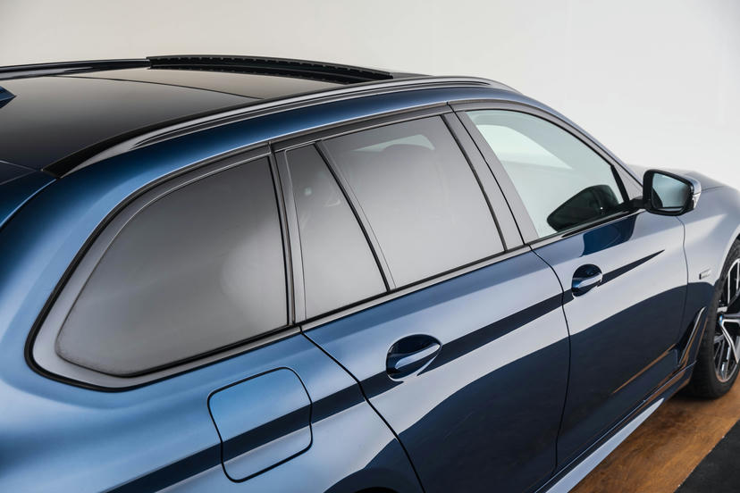 M Hoogglans Shadow Line