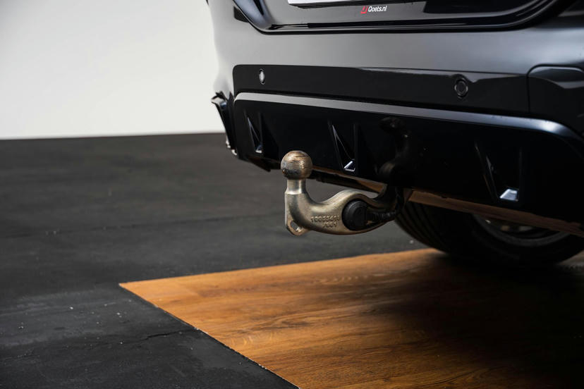 Trekhaak met elektrisch wegklapbare kogel