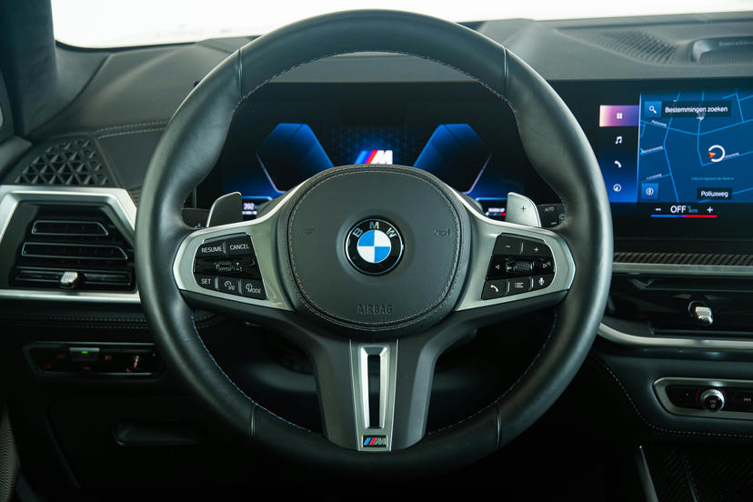 Multifunctioneel met leder bekleed M Sportstuurwiel