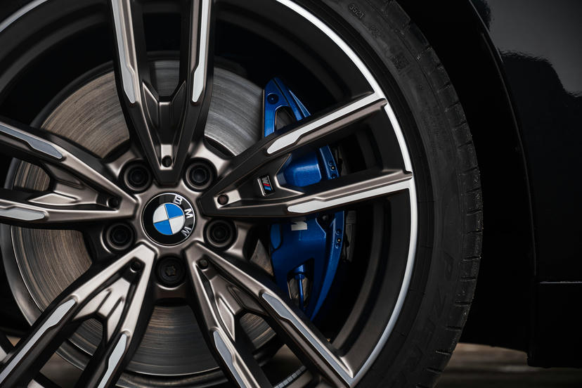 M Sportremsysteem Dunkelblau.