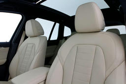 BMW Individual hemelbekleding uitgevoerd in Anthrazit