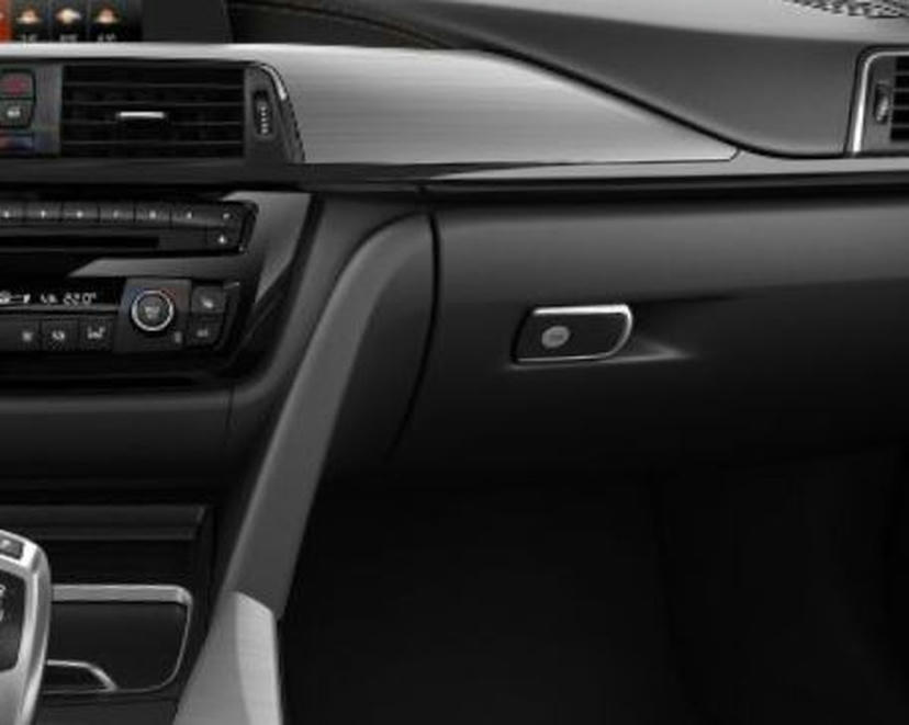 Interieurlijsten Aluminium Längsschliff + accentlijsten Schwarz hoogglans