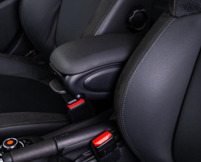 Middenarmsteun vóór met opbergmogelijkheid