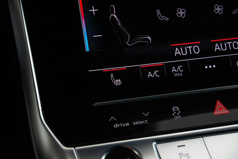 Stoelverwarming vóór