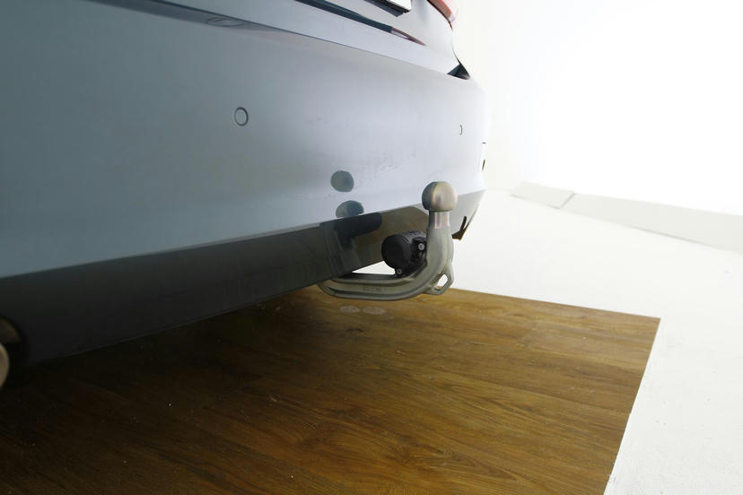 Trekhaak met elektrisch wegklapbare kogel 