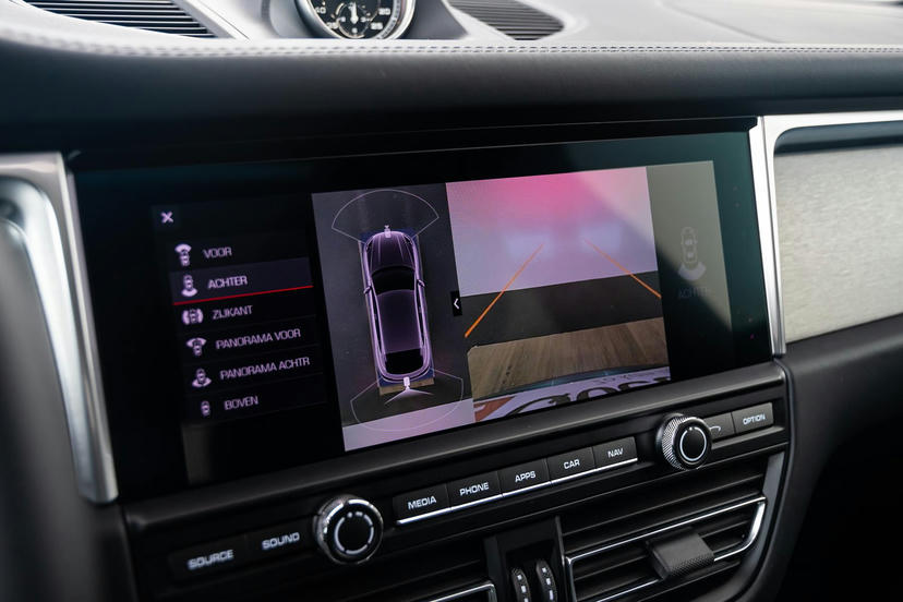 ParkAssistent voor en achter inclusief camera en Surround View