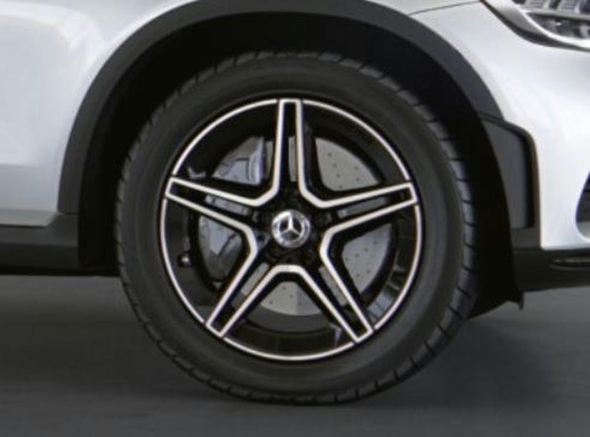 48,3 cm (19 inch) vijf-dubbelspaaks lichtmetalen AMG-velgen 